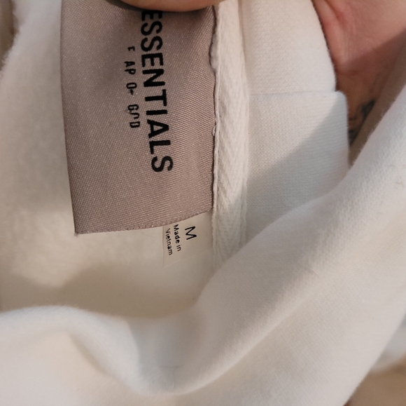 Fear of God essential Hoodie - Picture 6 of 6